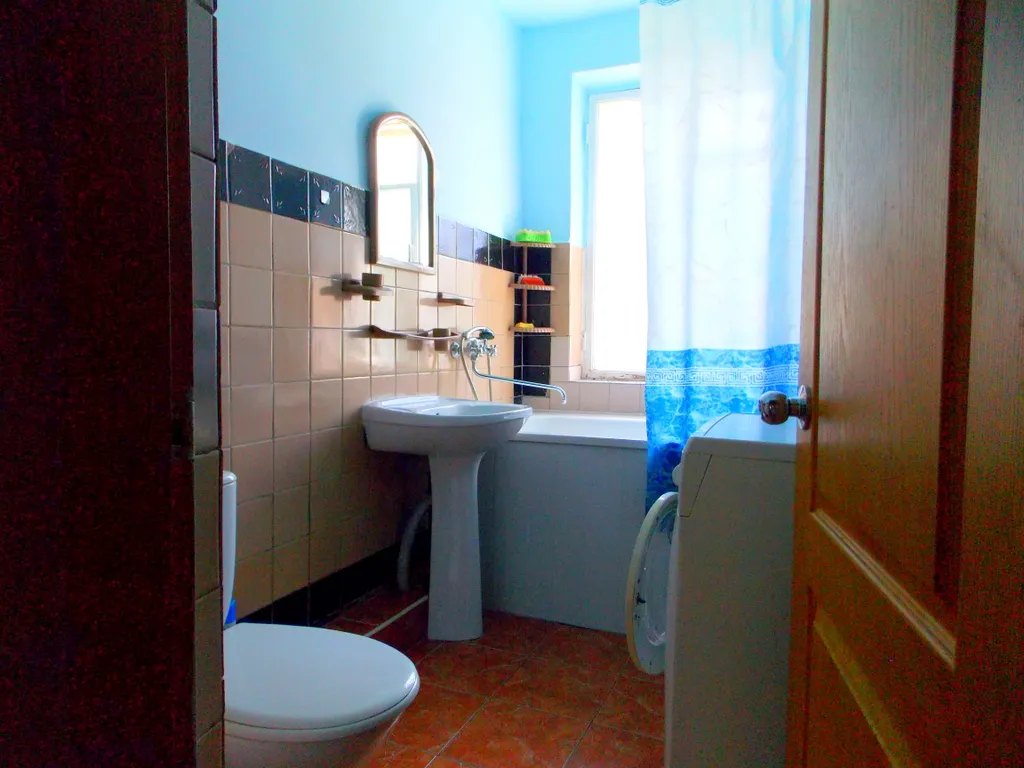 4-комнатный Дом