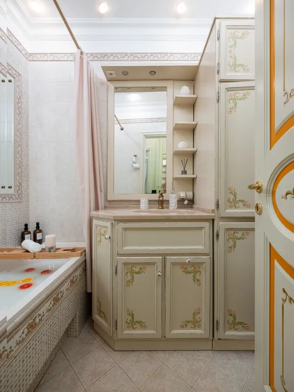 Квартира Модная Четверка с тремя ванными комнатами — Москва