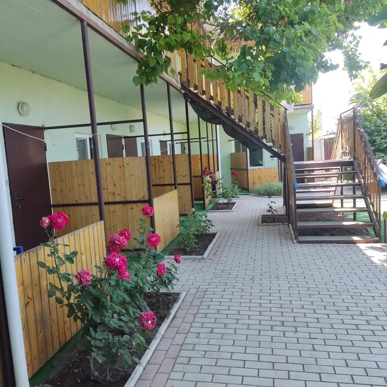 Уютная дача у моря