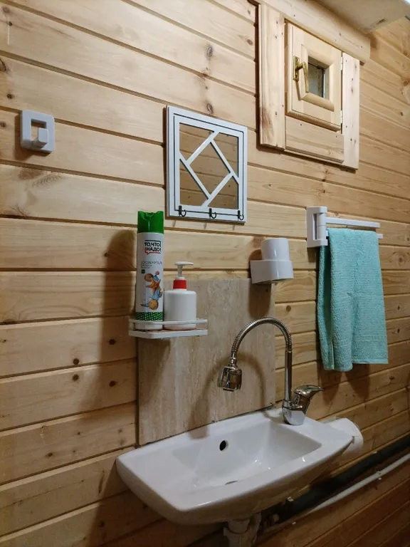 Гостевой дом с баней и Сибирским банным чаном на берегу озера Званское