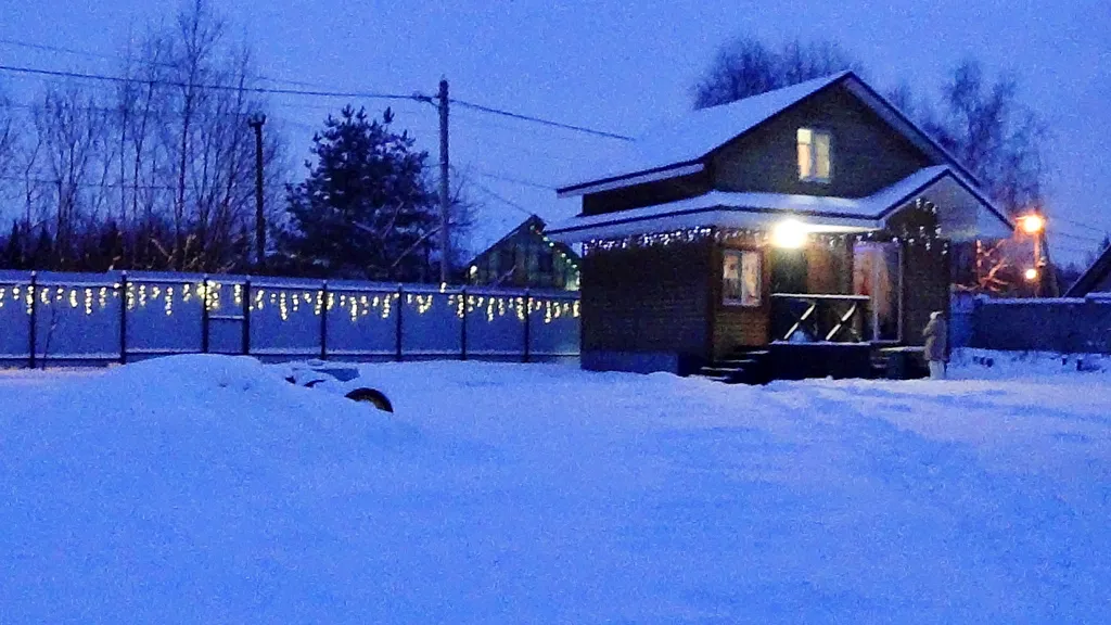 Остров Аннушки - уютные домики у реки