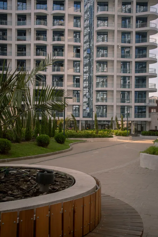 Студия с видом на горы