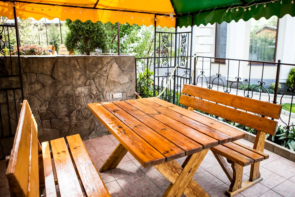 Уютные апартаменты с двориком в центре города