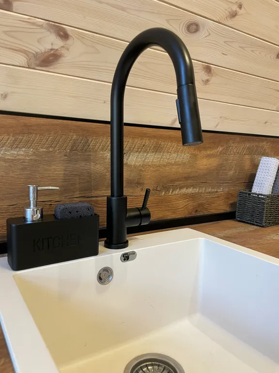 Новый дом на МОРЕ в окружении гор, с террасой и банным чаном