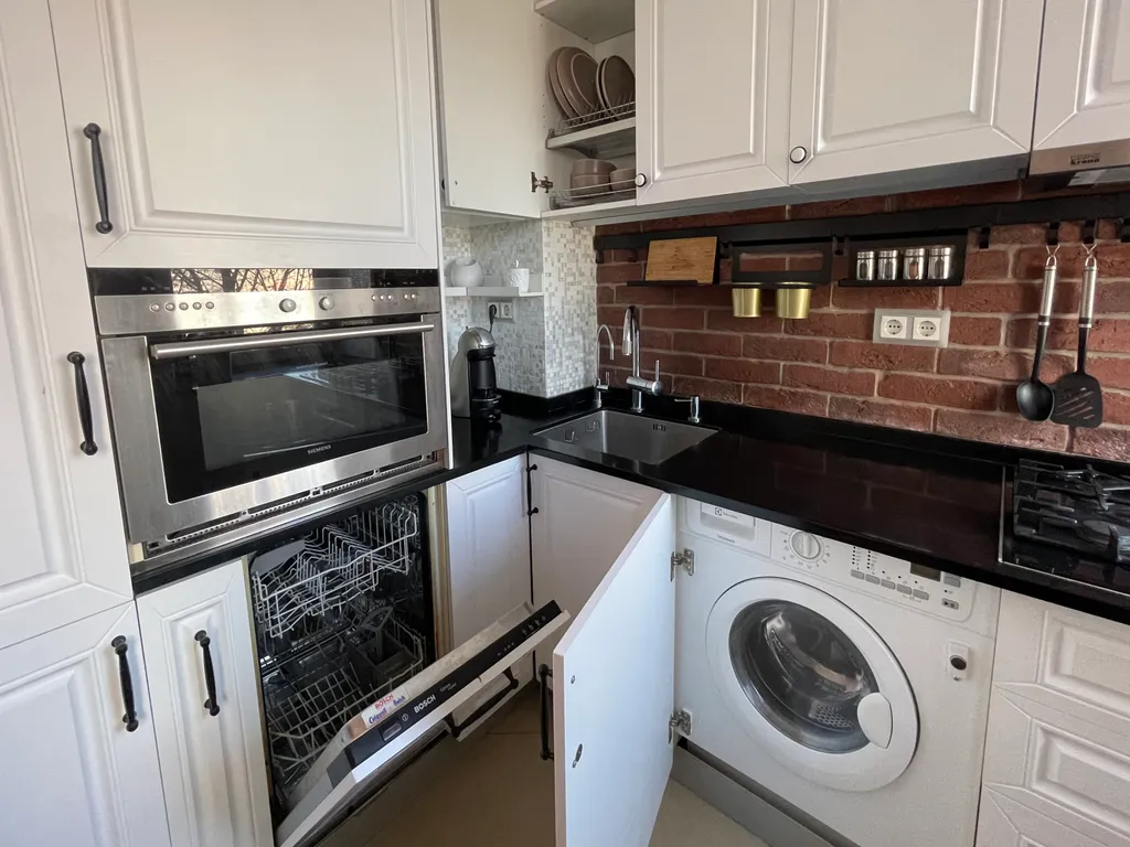 Квартира Уютная квартира в самом центре с красивым видом на Новый Арбат — Москва