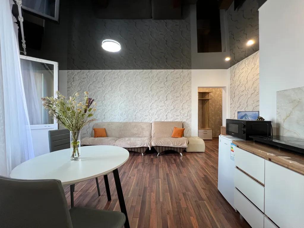 Евродвушка на Виадуке около ЖД вокзала без оплаты за финальную уборку