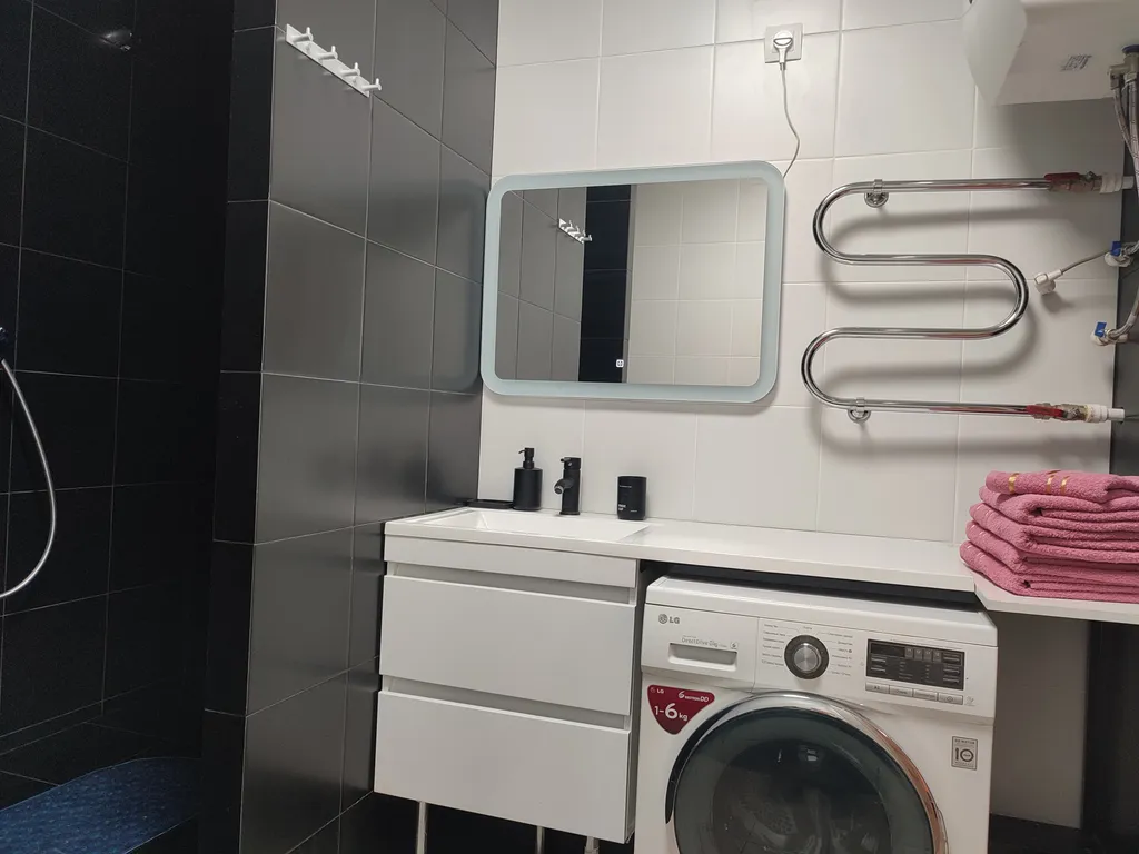 Квартира с кондиционером рядом с Гранд Медикой в самом центре города