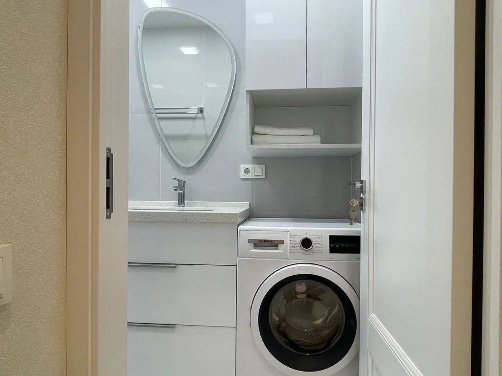 Малая в центре