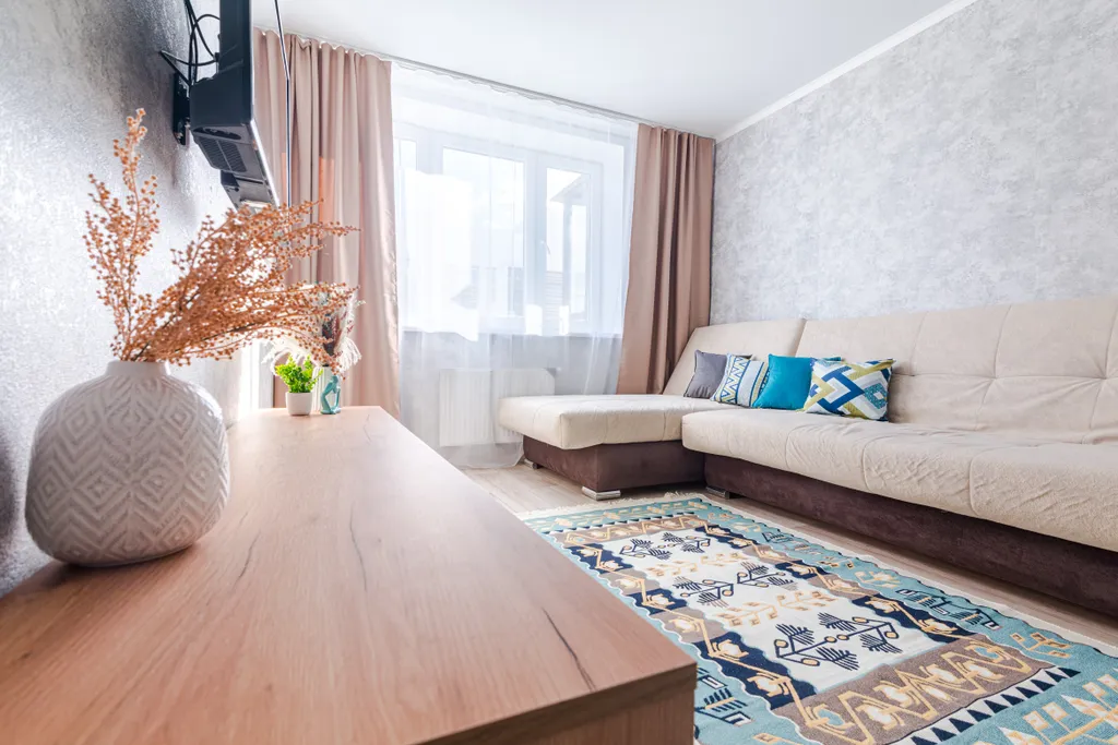 В центре в современном доме с гостиничным сервисом бесконтактно