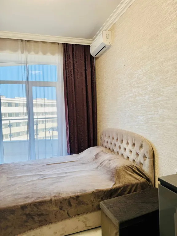 1-комнатная квартира в ЖК Лувр с видом на море и горы