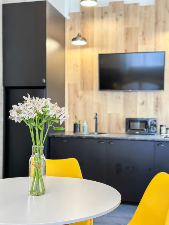 One-Room Loft On Mayakovsky 17