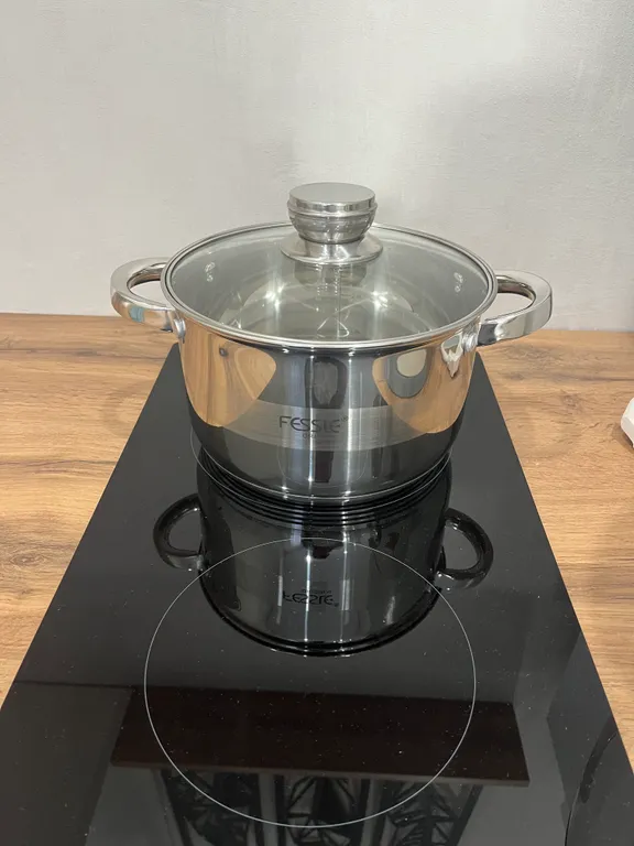 2-комнатная квартира с видом на реку Кан