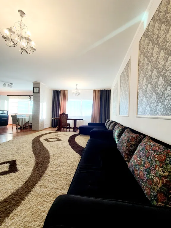 Уютная квартира в самом центре Астаны с видом на город