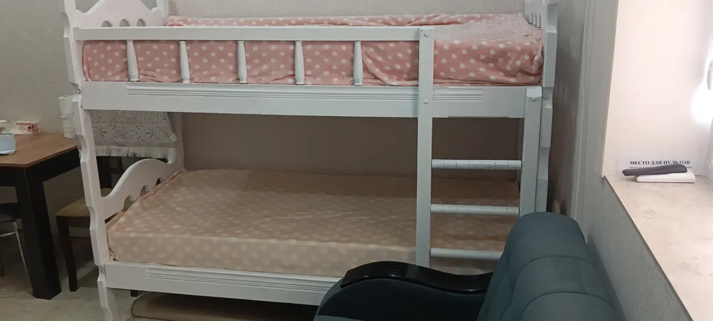 Студия на первой береговой линии