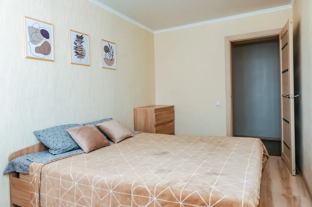 Двухкомнатная квартира в самом центре с парковкой