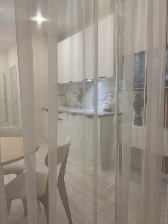 Студия с дизайнерским ремонтом