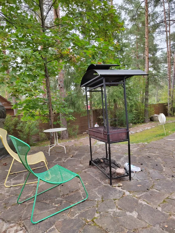 Коттедж Дом для отдыха в живописном месте — Луга