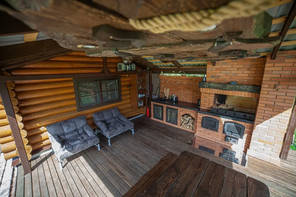 Дом за озером