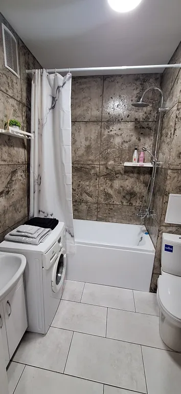 Новая студия у аэропорта Толмачево