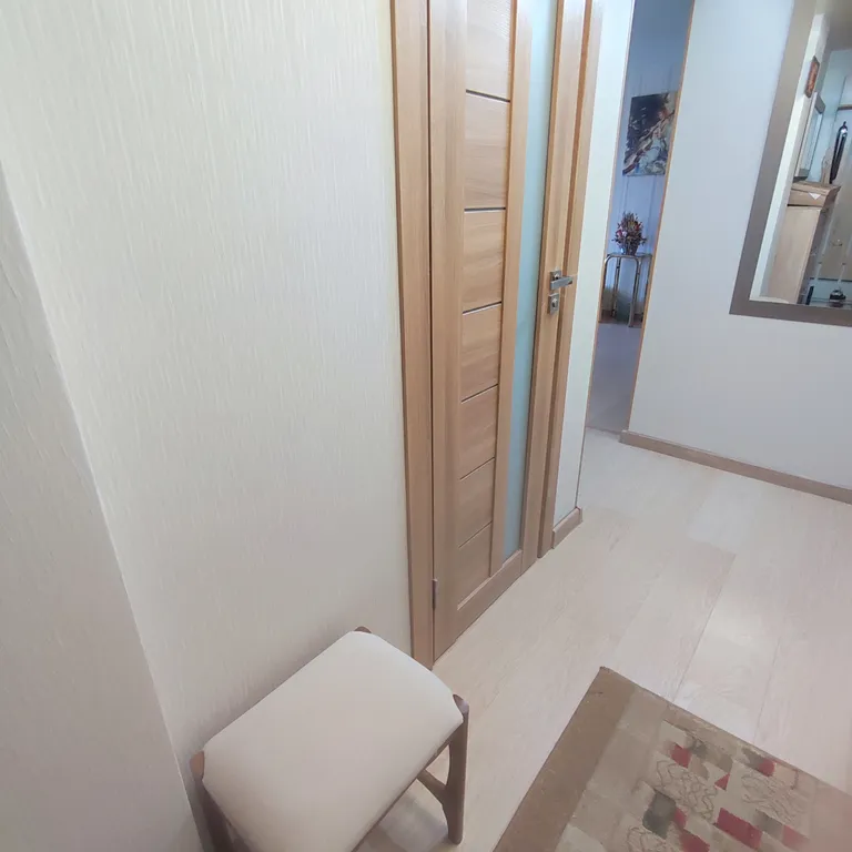 Комфортная двухкомнатная квартира в центре