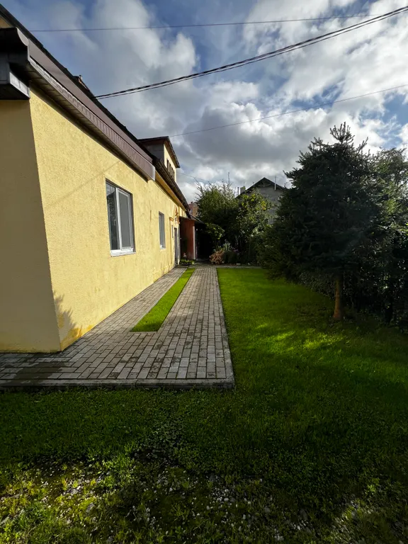 Квартира Уютная 3-комнатная квартира для спокойного семейного отдыха — Зеленоградск