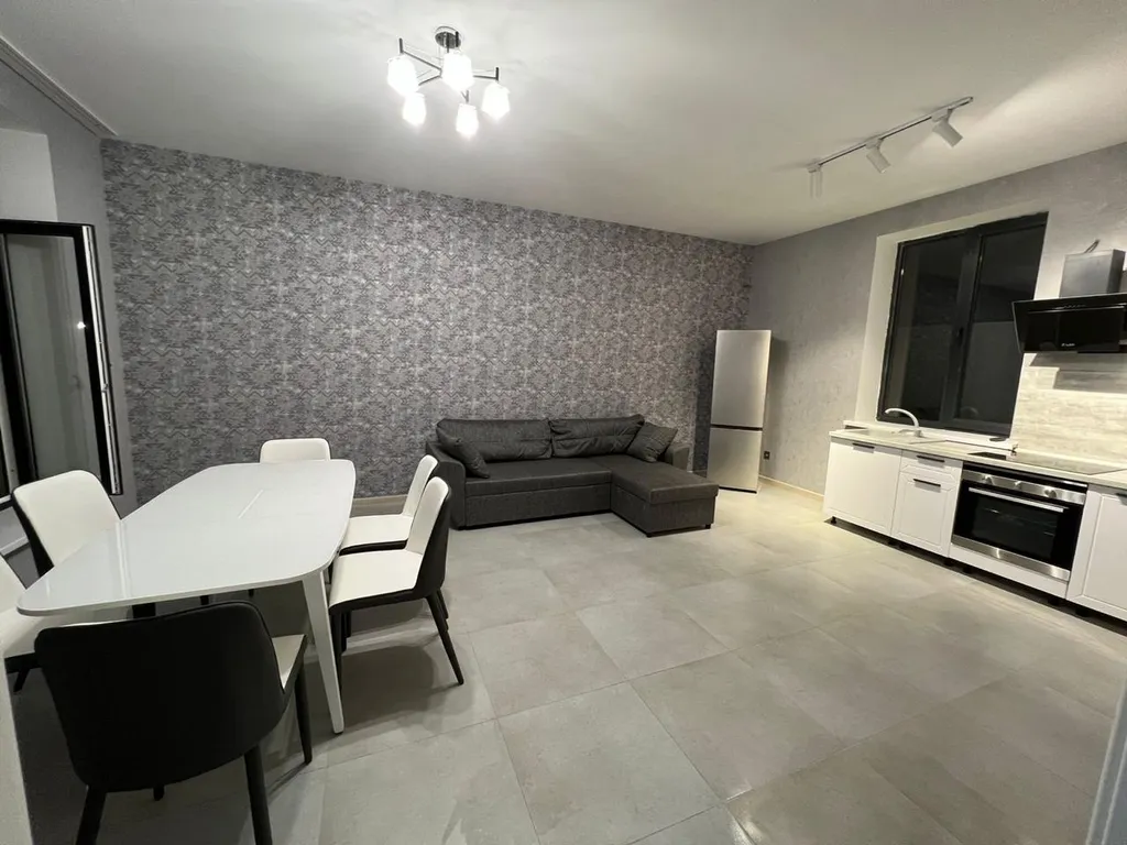 Современный дом у моря