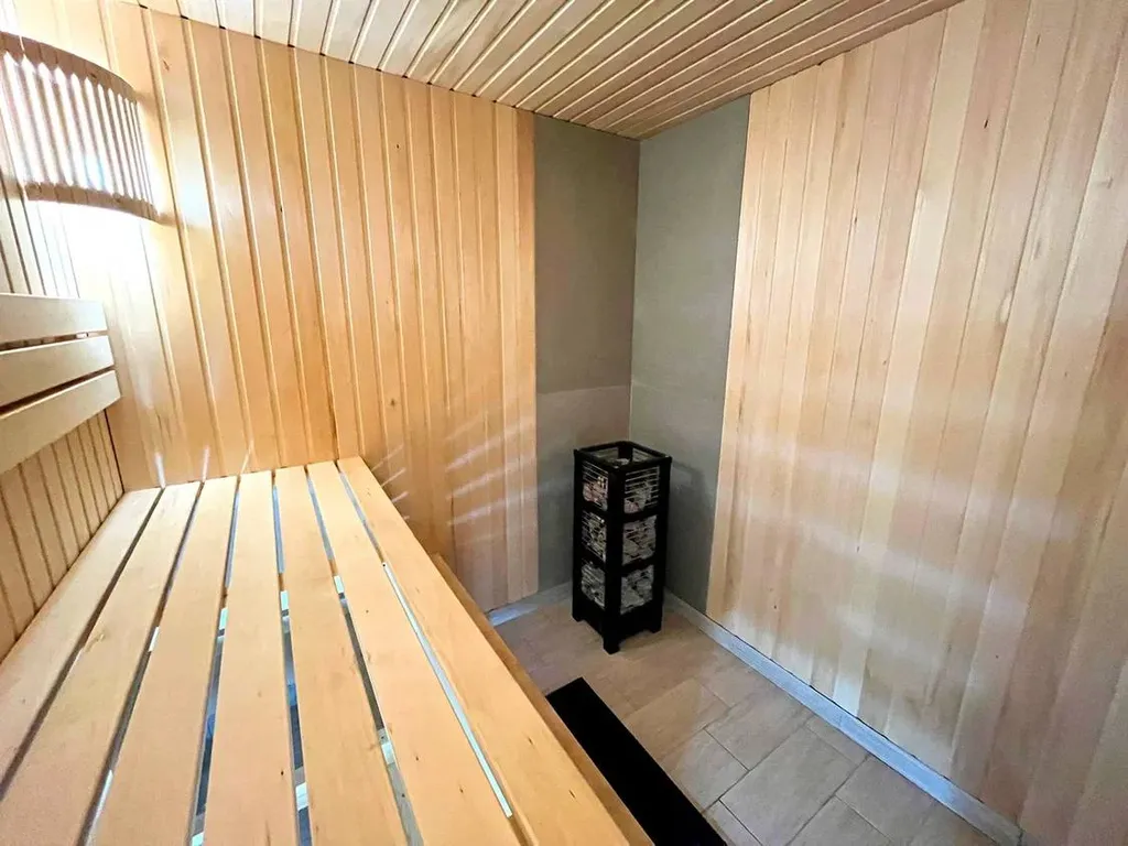 4-комнатный Дом