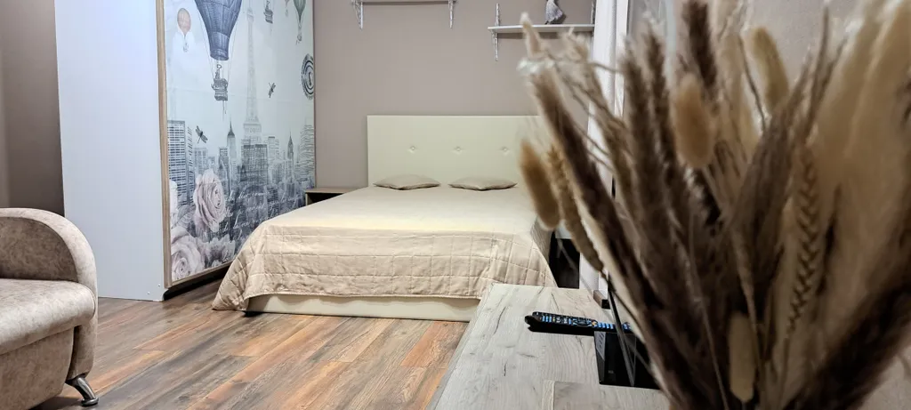 Квартира у площади, рядом с театром