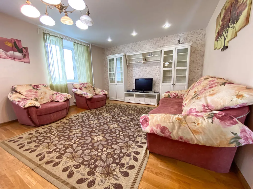 Просторная квартира рядом с центром — аренда посуточно в Ульяновск