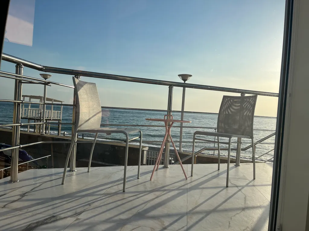 Квартира Квартира Новый апартамент с отдельным выходом на море — Лазаревское