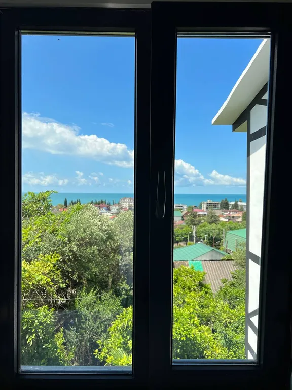 Коттедж Дом с видом на море — Гагра