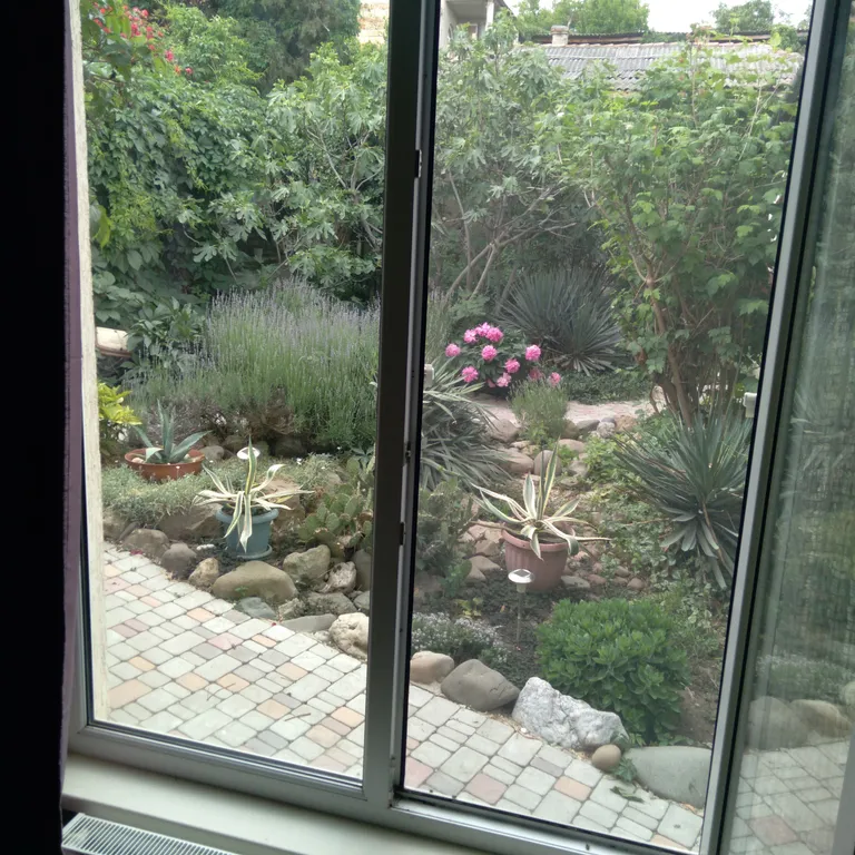 Дом трехкомнатный с кухней