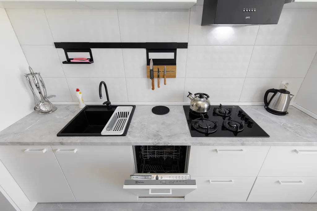 Двухкомнатная квартира у моря в центре Зеленоградска (до пляжа 300 м)