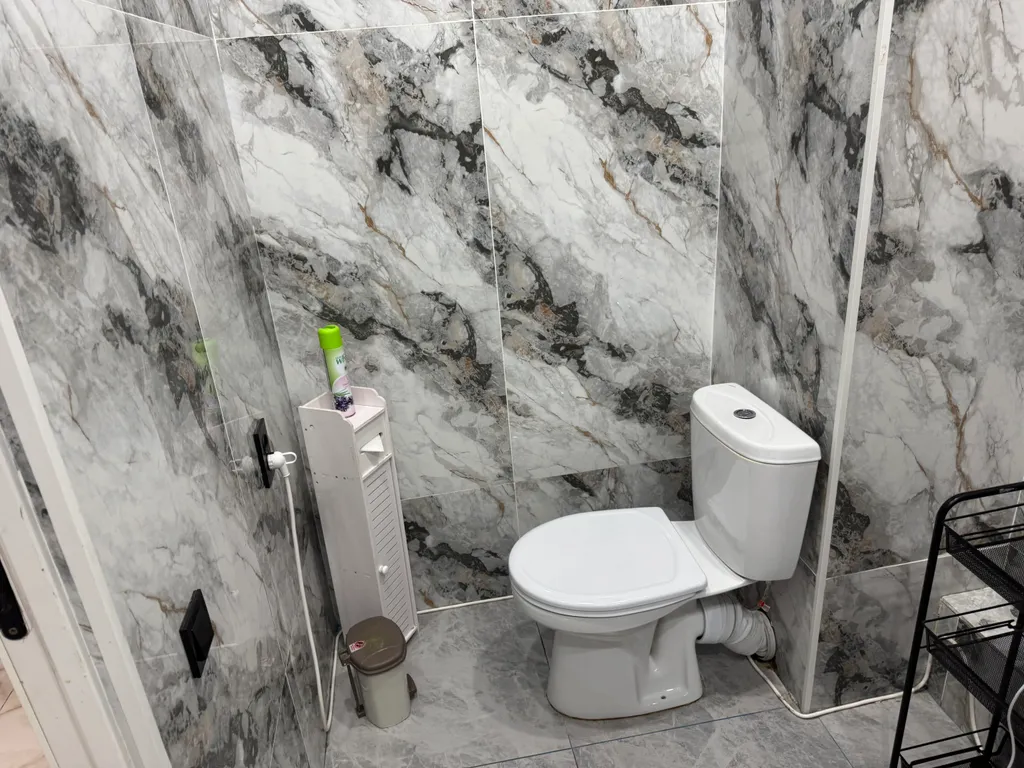 Просторная ванная, удобное спальное место, полный комфорт