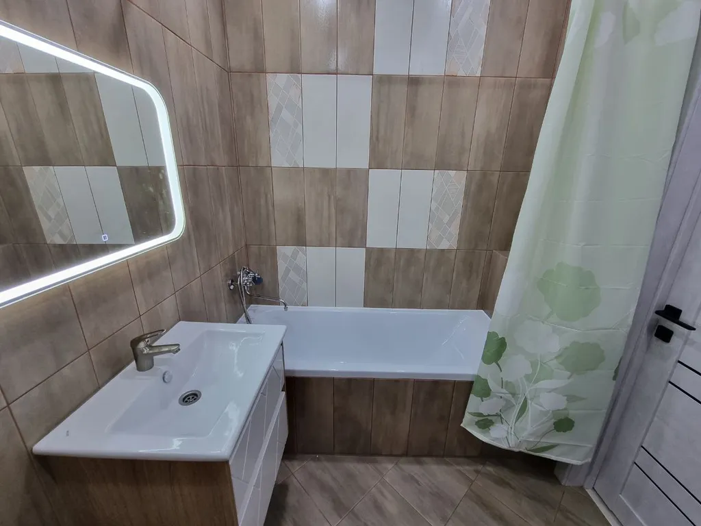 Изящная квартира в ЖК Лазурный