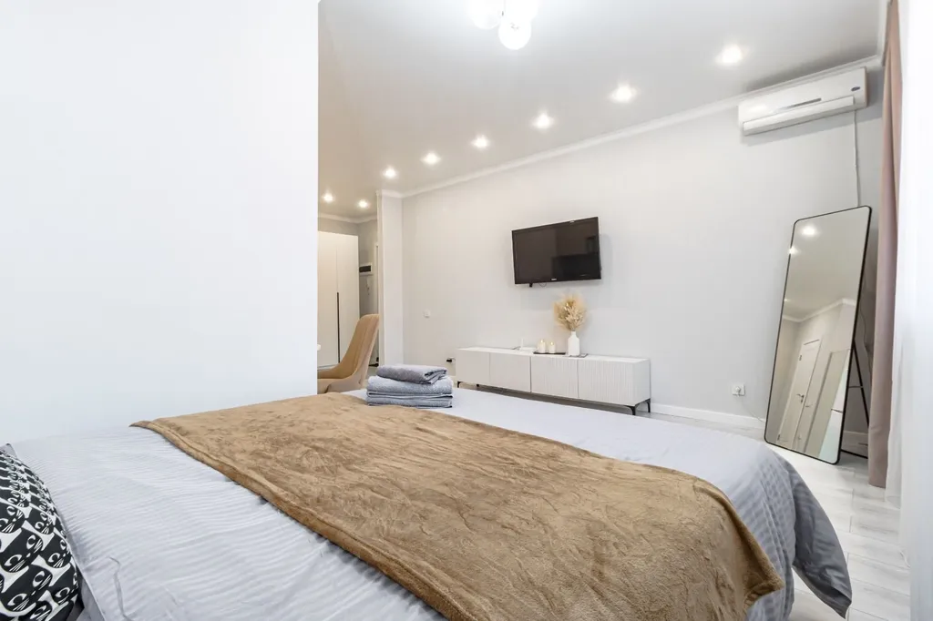 Светлая и теплая рядом с ХанШатыром