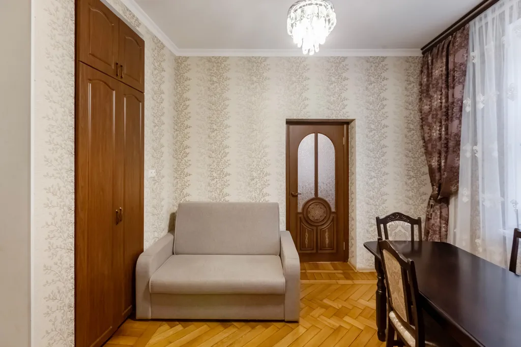 Уютная квартира на колоннаде