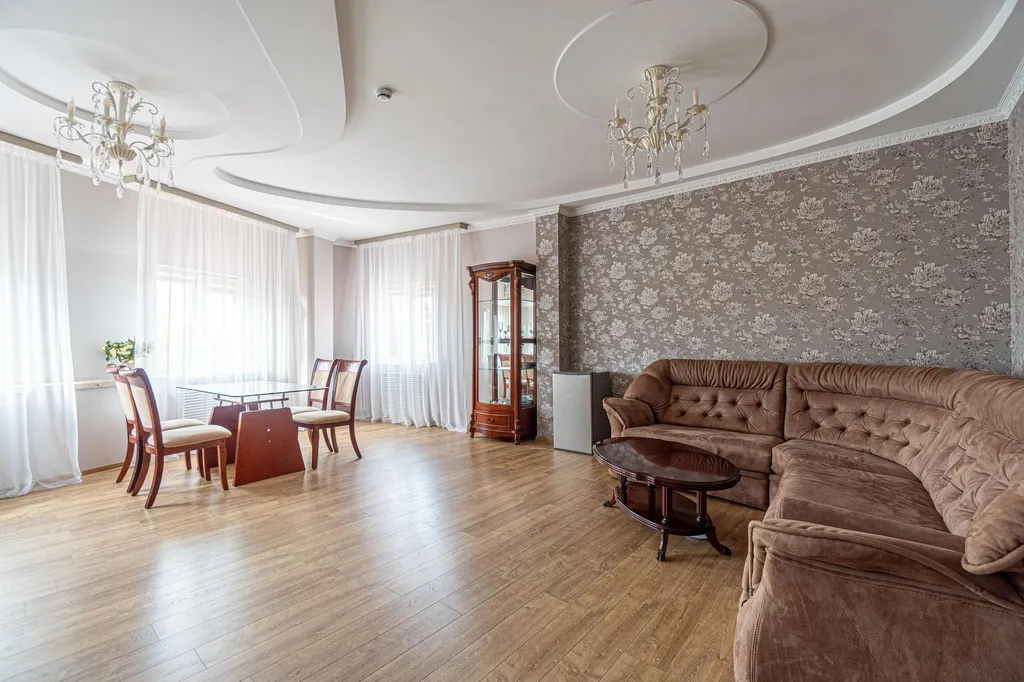 Семейный двухкомнатный Люкс 105 с камином