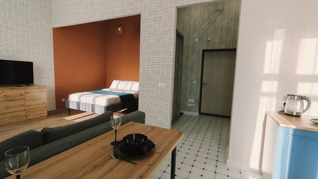 Стильная чистая квартира рядом с Куполом, Ледовым дворцом