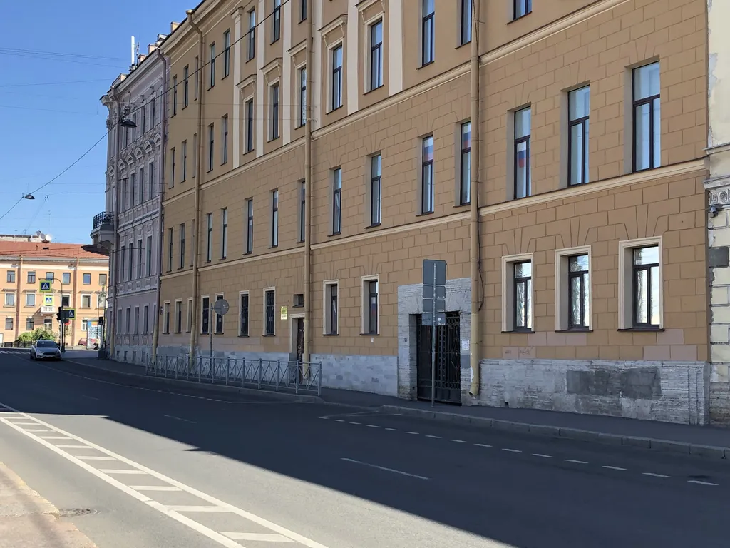 Студия в центре с парковкой