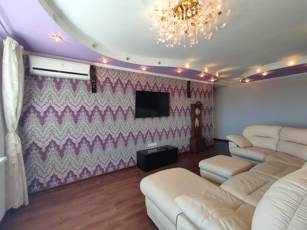 Гигант в сердце города м.Московская