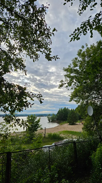 Семейный дом на берегу реки Волга с шикарными видом и пляжем