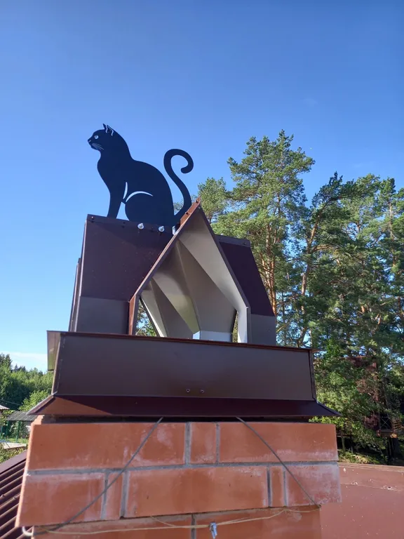 Дом под соснами