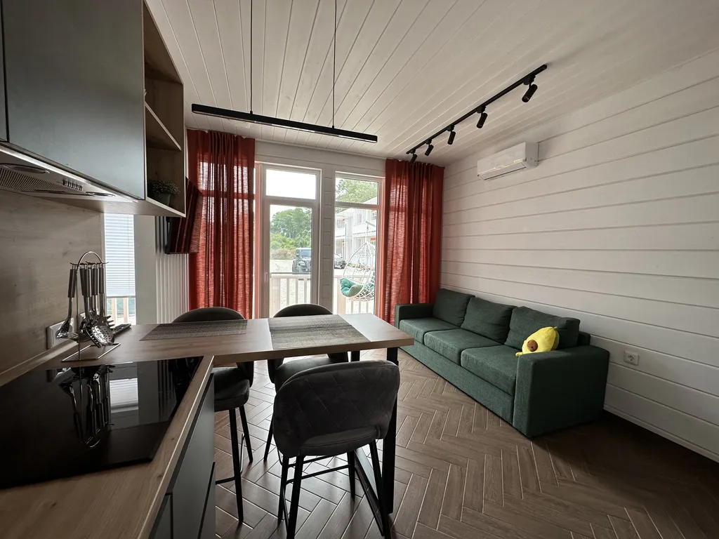 Уютный коттедж на территории Теннисной Академии