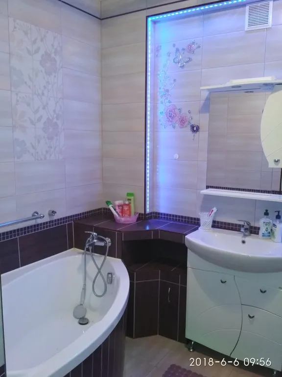 Апартаменты возле бассейна ФОК