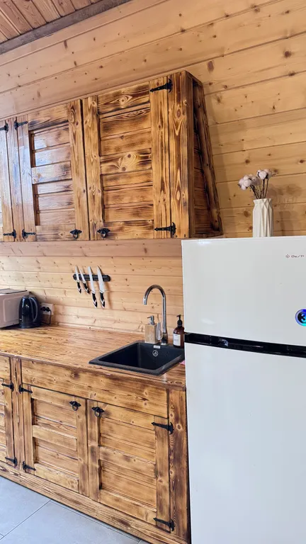 Большой дом с верандой