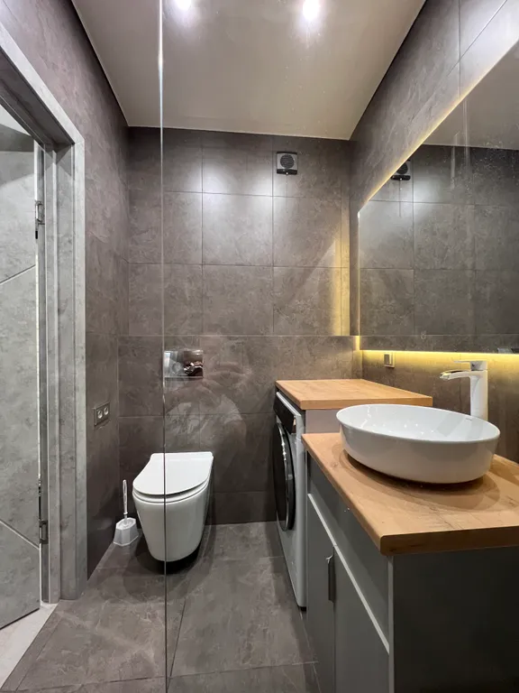 Квартира с современным ремонтом в новом жк в центре городе