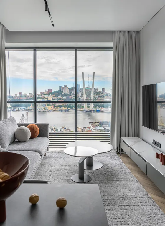 Панорамный апартамент с шикарным видом на море и золотой мост