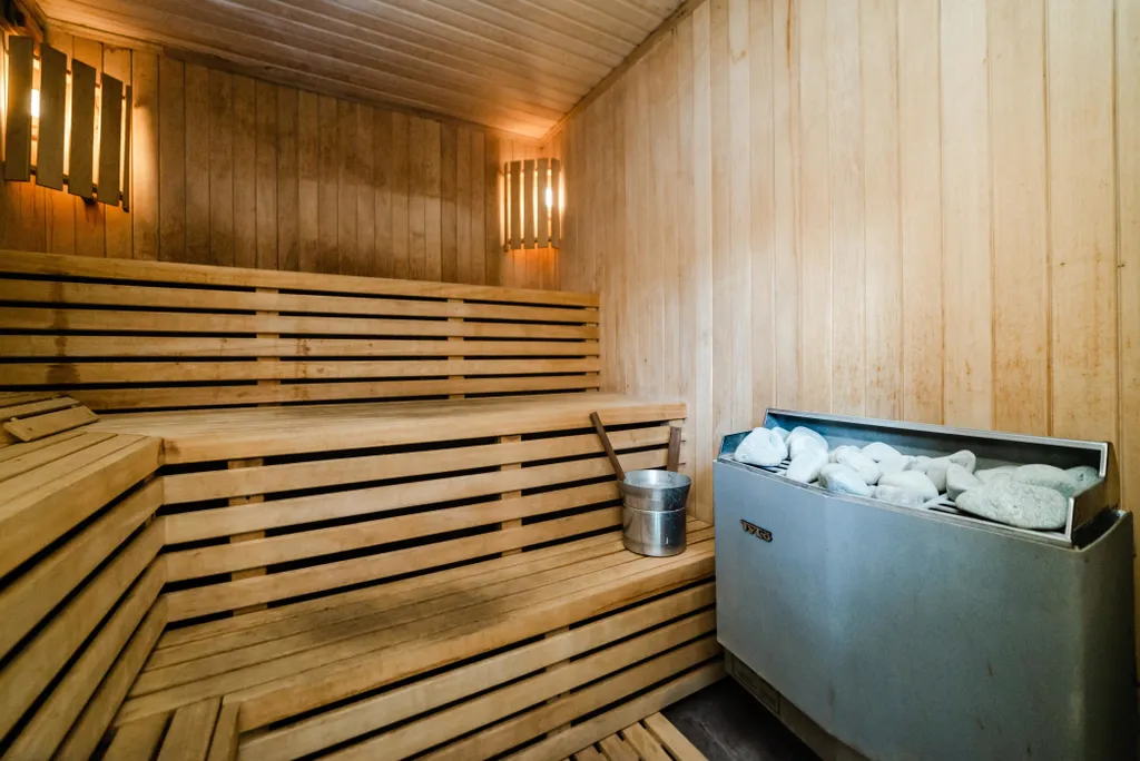 Дом в Красногорске с бассейном и сауной