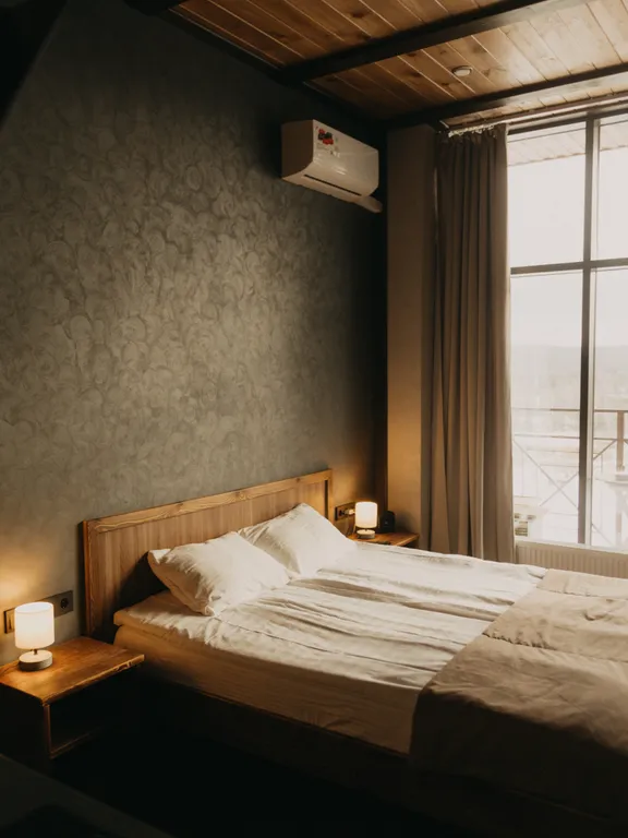 С потрясающим видом с 8 этажа, наслаждайся видом не вставая с кровати